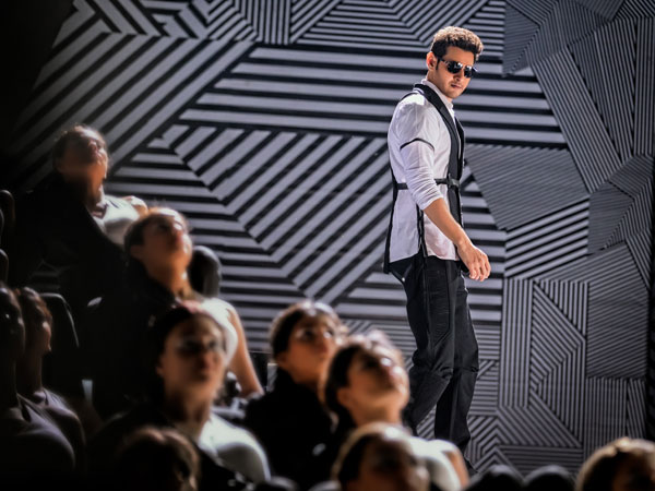 గ్రాండ్ గా పరిచయం చెయ్యడం కోసం