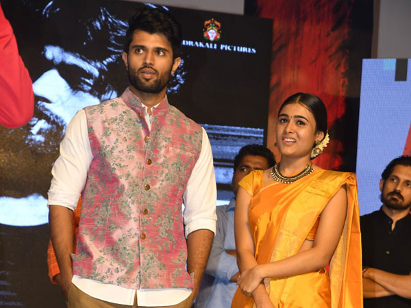 అరే... ఓవర్ కాన్ఫిడెంట్ ఏంది?