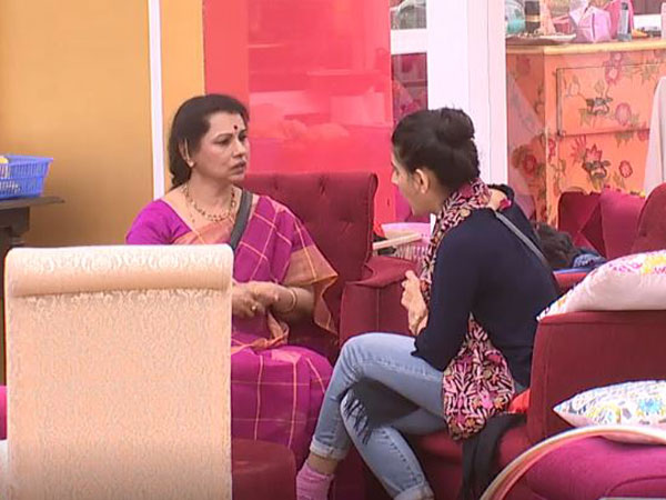 గుక్క పెట్టి ఏడ్చిన అర్చన 