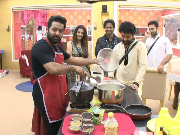 బిగ్ ఇంట్లో వంటచేసిన తారక్