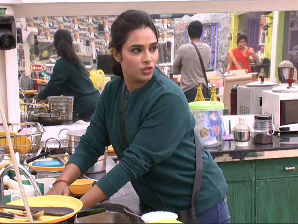 విసుగు తెప్పించిన అర్చన