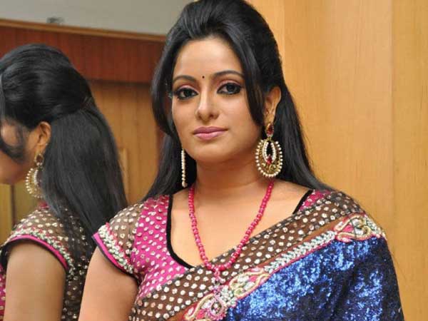 ఉదయభాను రీ ఎంట్రీ