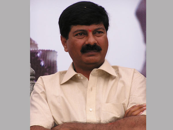 గవర పార్థసారధి నిర్మాణ సారథ్యంలో..