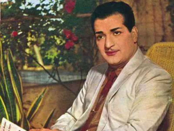 లక్ష్మీ'స్ NTR చిత్రం రామ్ గోపాల్ వర్మ తీయకపోవటమే మ౦చిదని చాలామంది అభిప్రాయ పడుతు౦టే మీరు ఎ౦దుకు ఈ సినిమాను నిర్మిస్తున్నారు?