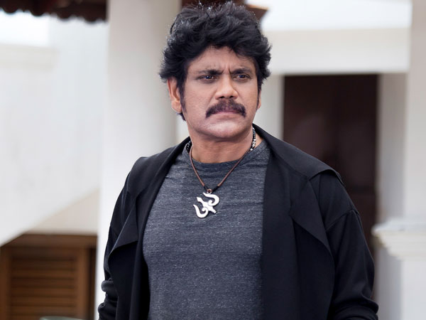  ఆత్మ చుట్టూ సినిమా