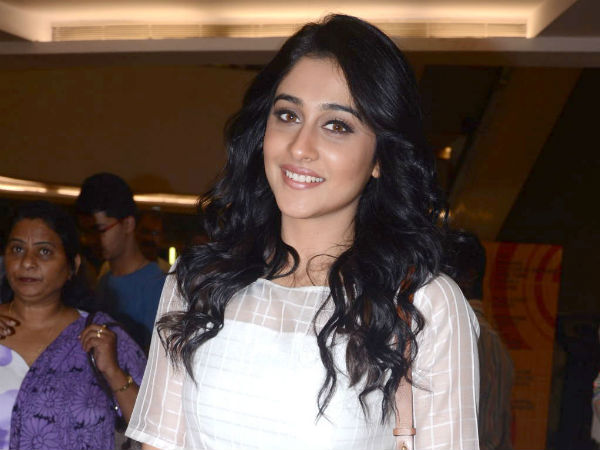 రెజీనా రంగ ప్రవేశం