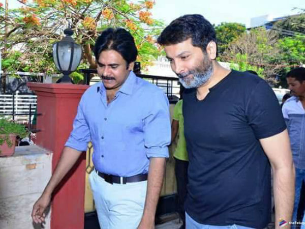 నత్త నడకన పవన్ చిత్రం