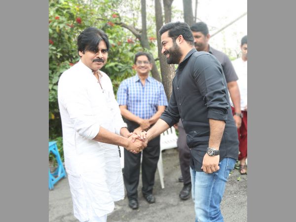  హీరోల కలయికపై హర్షం