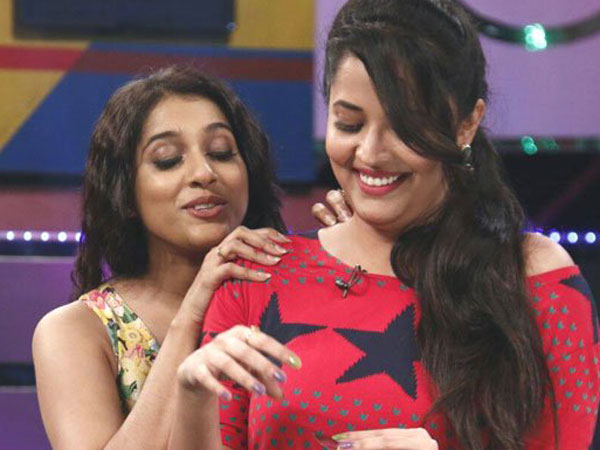  ఇద్దరం ఫ్రెండ్సే అని చెప్పటానికేమో