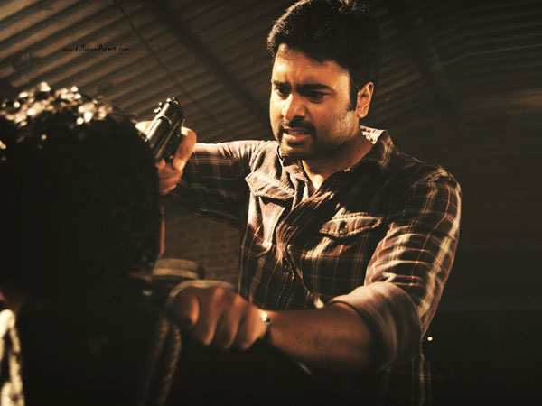 వెంకీ కాలేజ్ ప్రొఫెసర్ పాత్రలో