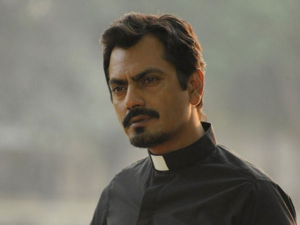  సిగ్గు లేకుండా