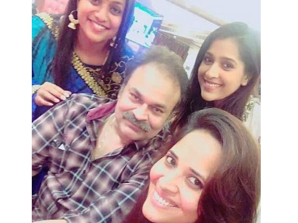 నాగబాబు, రోజా, అనసూయలను వాటితో పోల్చిన రష్మి