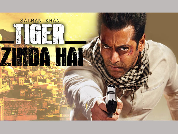 హాలీవుడ్ నుంచి టామ్ స్ట్రూథర్స్