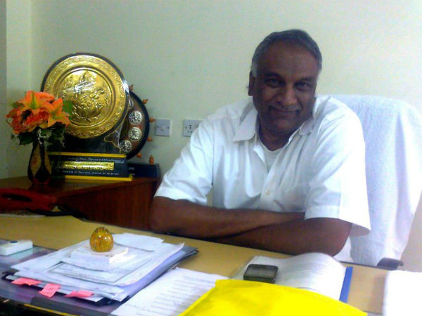 పిచ్చి పిచ్చి వేషాలు వేస్తున్నారా?