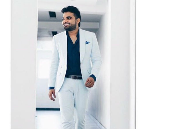 ప్రదీప్ తొలి సినిమా ఎలా ఉండబోతోంది