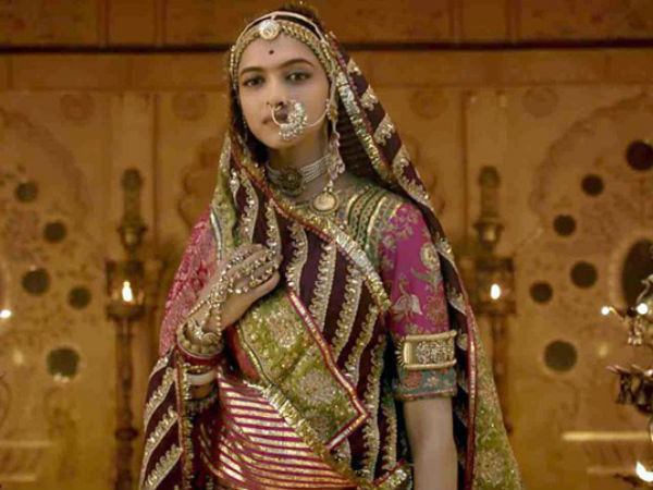 థియేటర్ పై దాడి