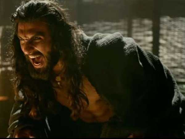 బాలీవుడ్ అంతా ఏకమై