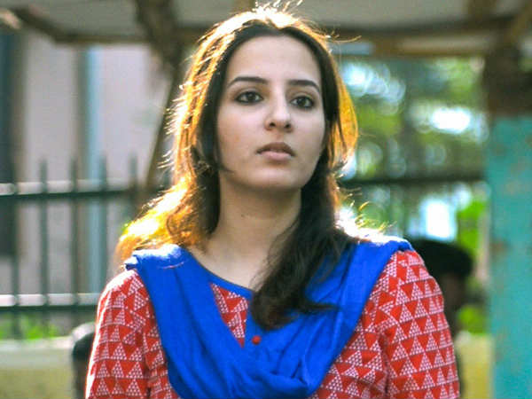 రేణు పాత్రలో అమృత