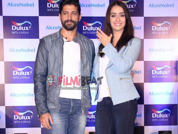  మళ్లీ ఫర్హాన్‌ అఖ్తర్‌తో అఫైర్