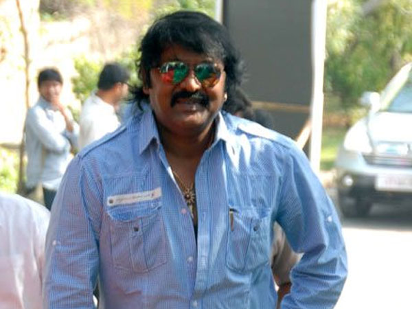  ఓటర్లను మోసం చేస్తున్నది..