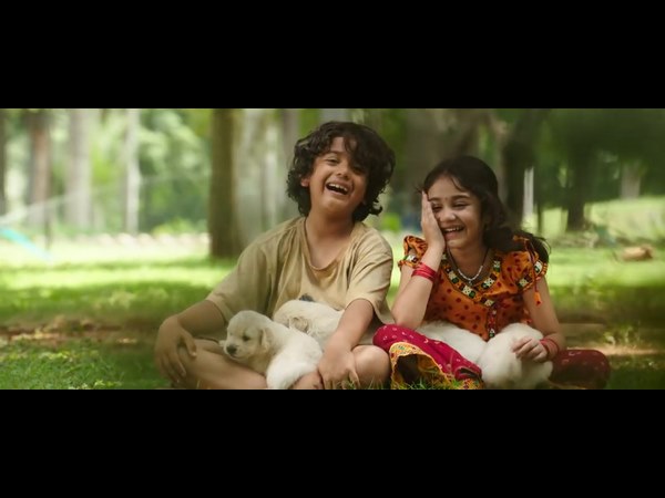 హలో స్టోరి ఇదే..