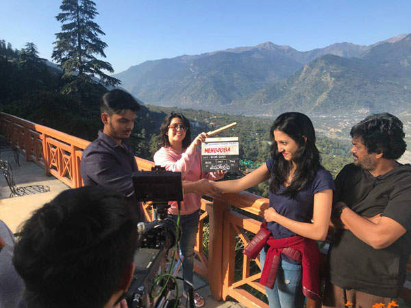 మహబూబా షూటింగులో పూరి