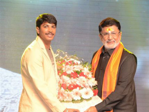 అమ్మాయి ప్రాణాలు కాపాడిన బాలయ్య