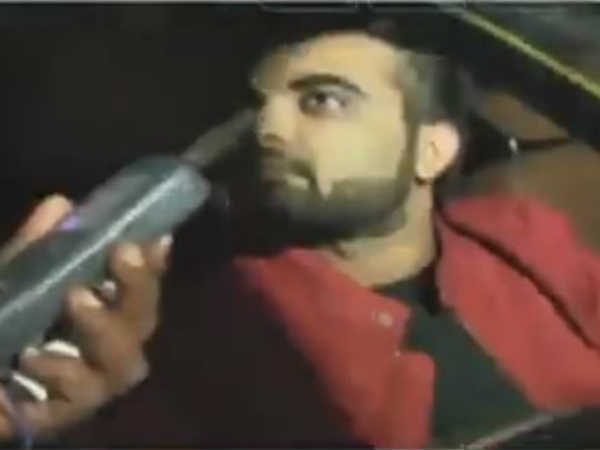 అమ్మాయిలను వదిలేసిన ..