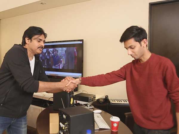 వెంకీ, అనిరుధ్ కనిపించరే..