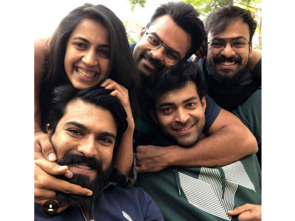 ఒక్కచోట చేరి సందడి