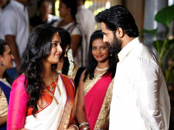 ఫస్టాఫ్ రివ్యూ