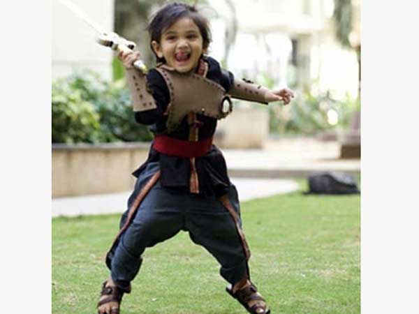 ఎవరీ బుడ్డోడు: