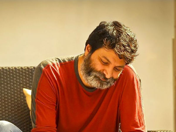 త్రివిక్రమ్‌ను నిందించొద్దు