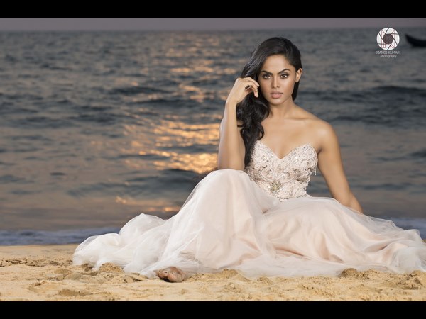 జోష్ సినిమాలో నాగచైతన్యతో