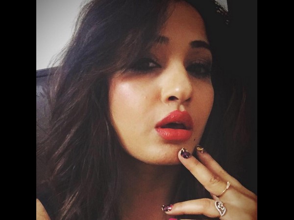 సినిమా ఇండస్ట్రీలో పడక గదికి 