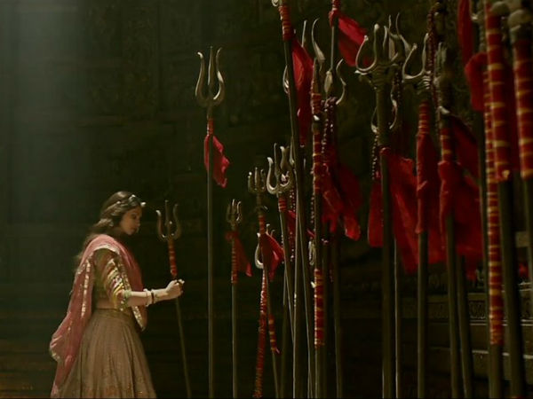 కర్ణిసేన ఆందోళనలు..: