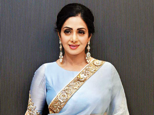 అభిమానుల సందర్శనార్ధం