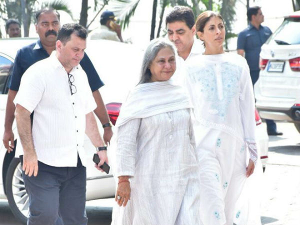 శ్వేతా, జయ