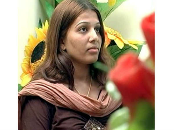  తారా చౌదరీ ఆరోపణలపై