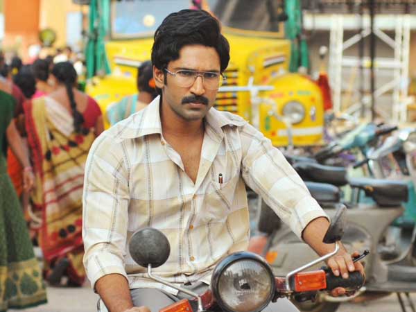 రాజకీయ నేపథ్యంలో