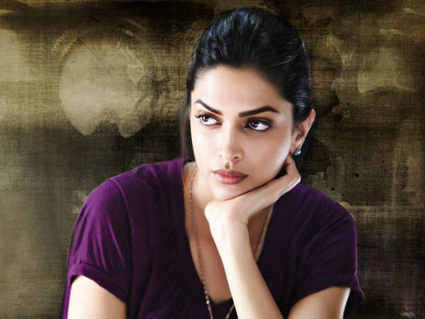  ఇర్ఫాన్ ఖాన్ గురించి దీపికా