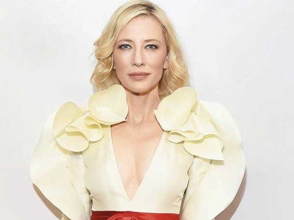 సోషల్ మీడియాలో ట్రోలింగ్