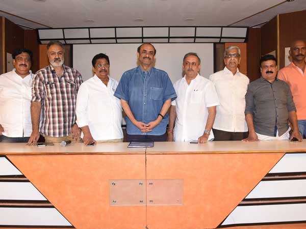 వాళ్లకు సంస్కారం లేదు 