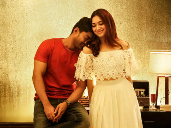 తొలిసారి రొమాంటిక్ చిత్రం 