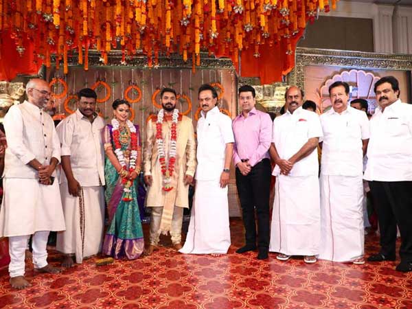 డీఎంకే నేత స్టాలిన్ హాజరు