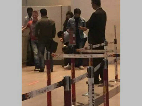 హాలీడే ట్రిప్ వెనుక రహస్యం