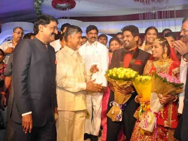  అలాంటి వార్తలు రాస్తారా?