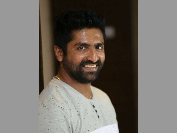 నా తల్లిని తిట్టాడు