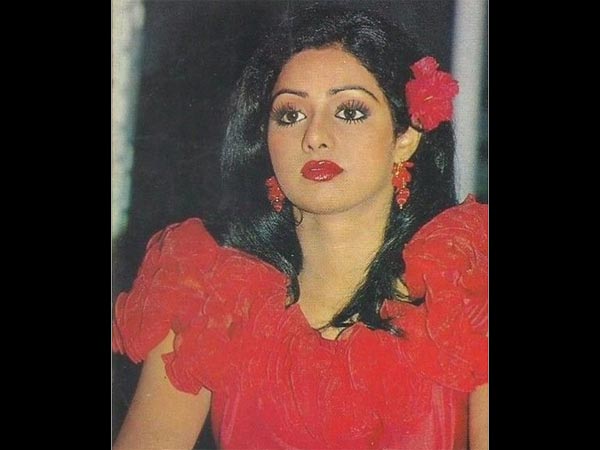  రెడ్ హాట్