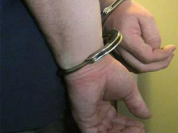 328, 354, 506 ఐపీసీ సెక్షన్ల కింద కేసు